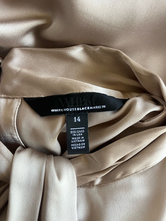 White House Black Market Taupe/Beige Tie-Neck Blouse - Picture 8 of 10